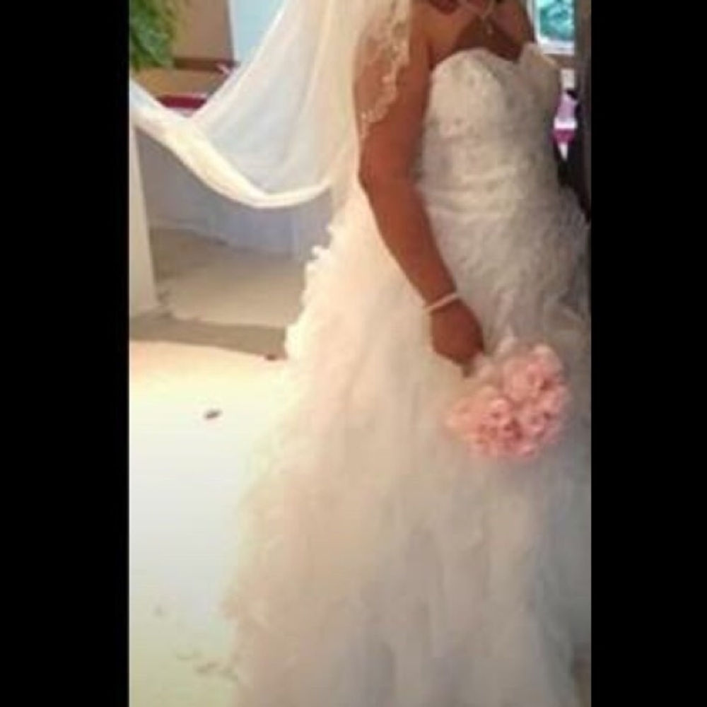 White Jewel Wedding Dress.